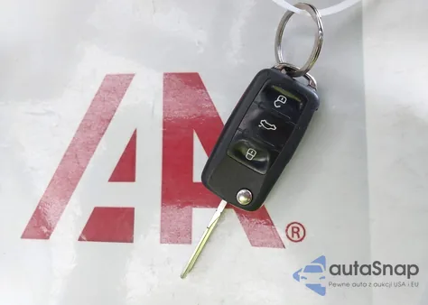 2012 Volkswagen Jetta 2.0L S из США, поврежденный, VIN 3VW2K7AJ3CM342575